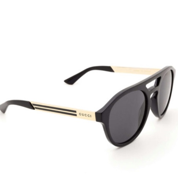 Gucci Other - Gucci sunglasses gg0689s 001